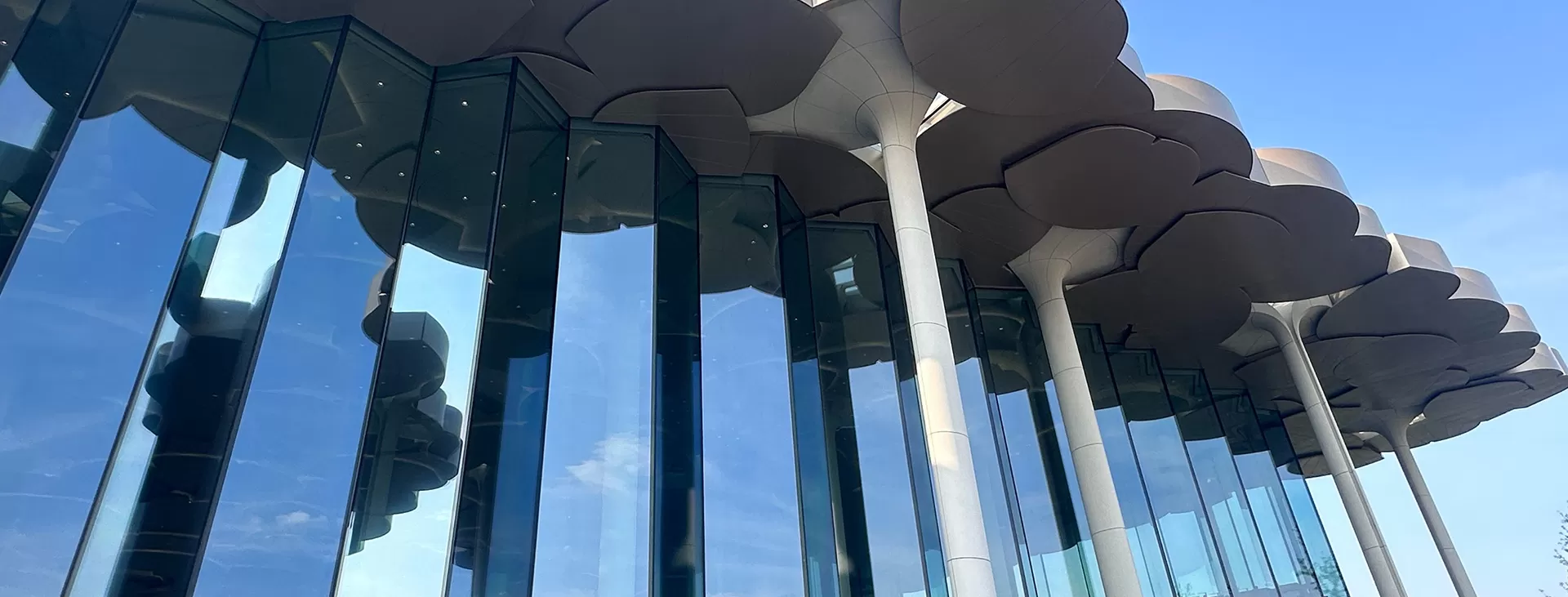 Máy chế biến thủy tinh hiseng cho ngành công nghiệp thủy tinh kiến trúc