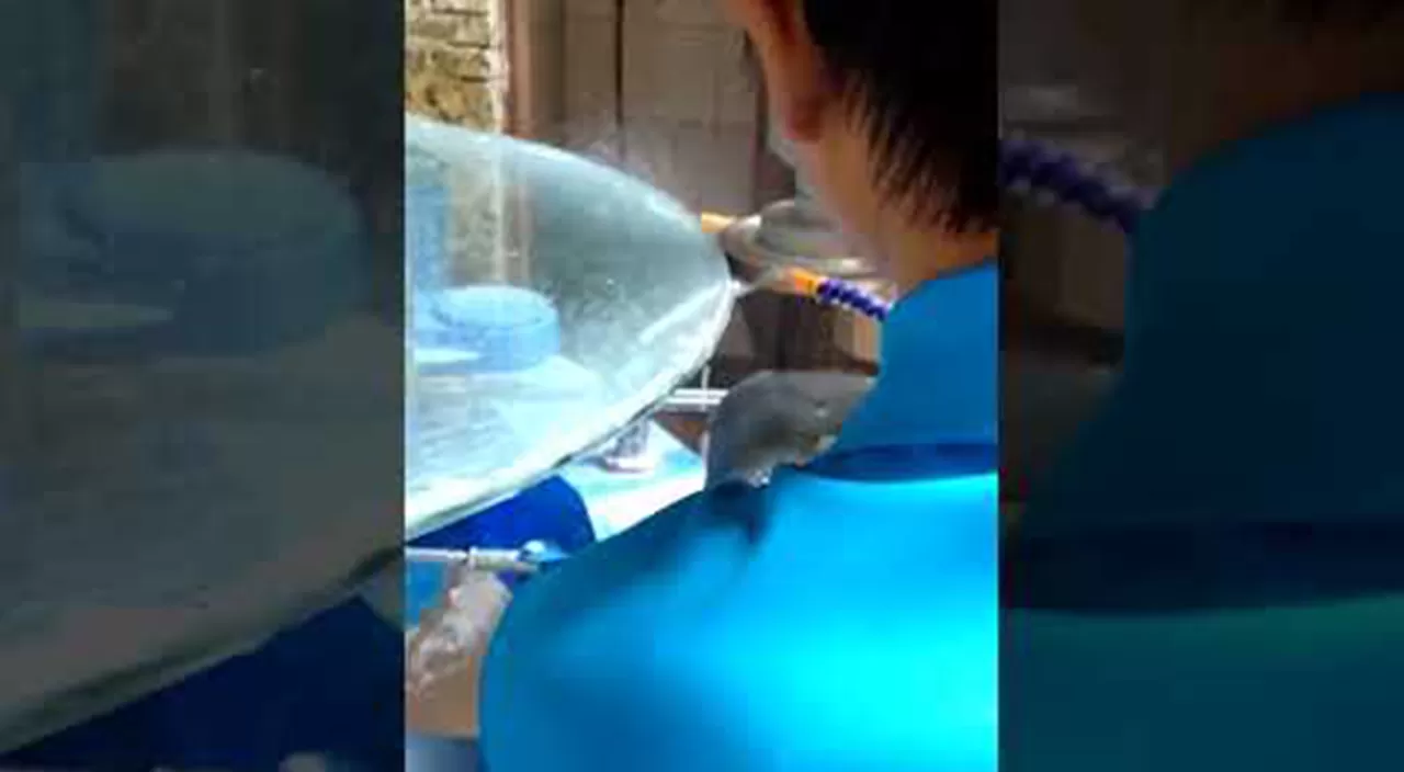 Máy mài hình dạng đặc biệt bằng thủy tinh HSS-151 video