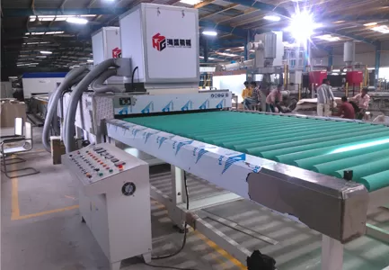 Gia công kính tấm năng lượng mặt trời